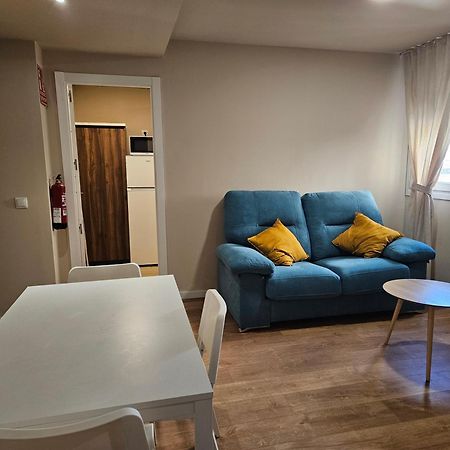 Apartamentos Picasso Alcala de Henares Bilik gambar