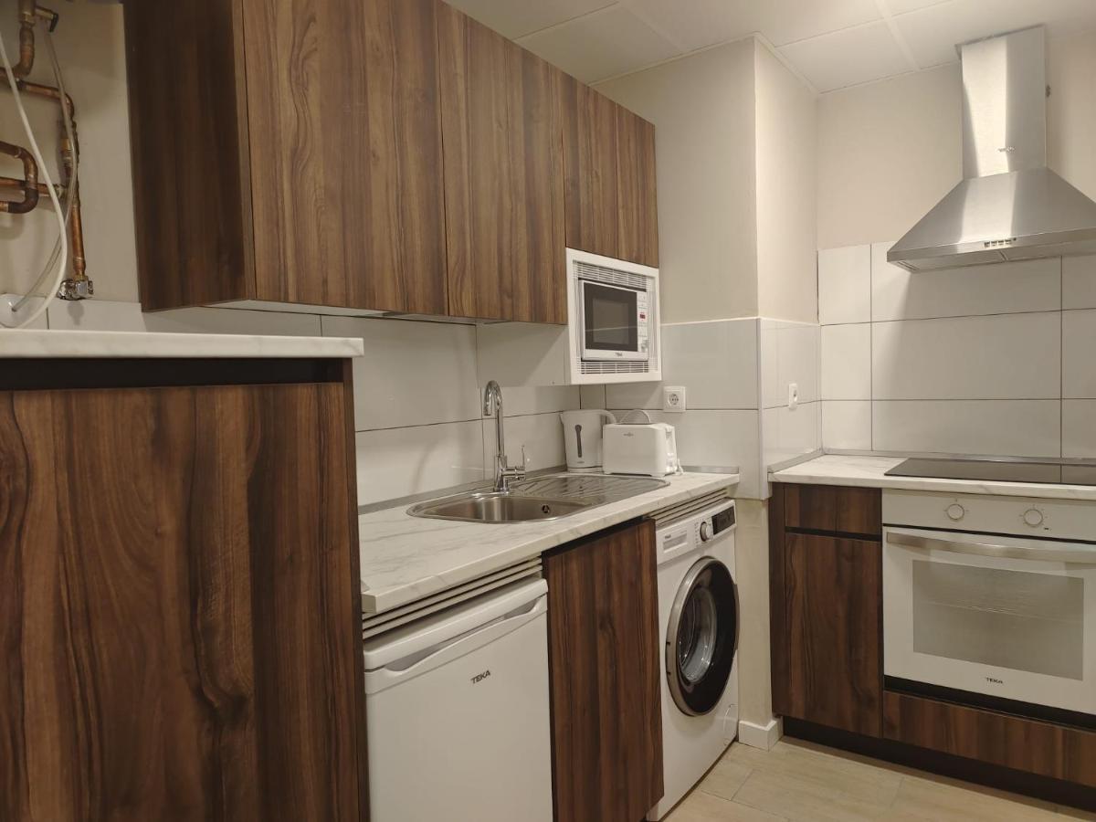 Apartamentos Picasso Alcala de Henares Luaran gambar