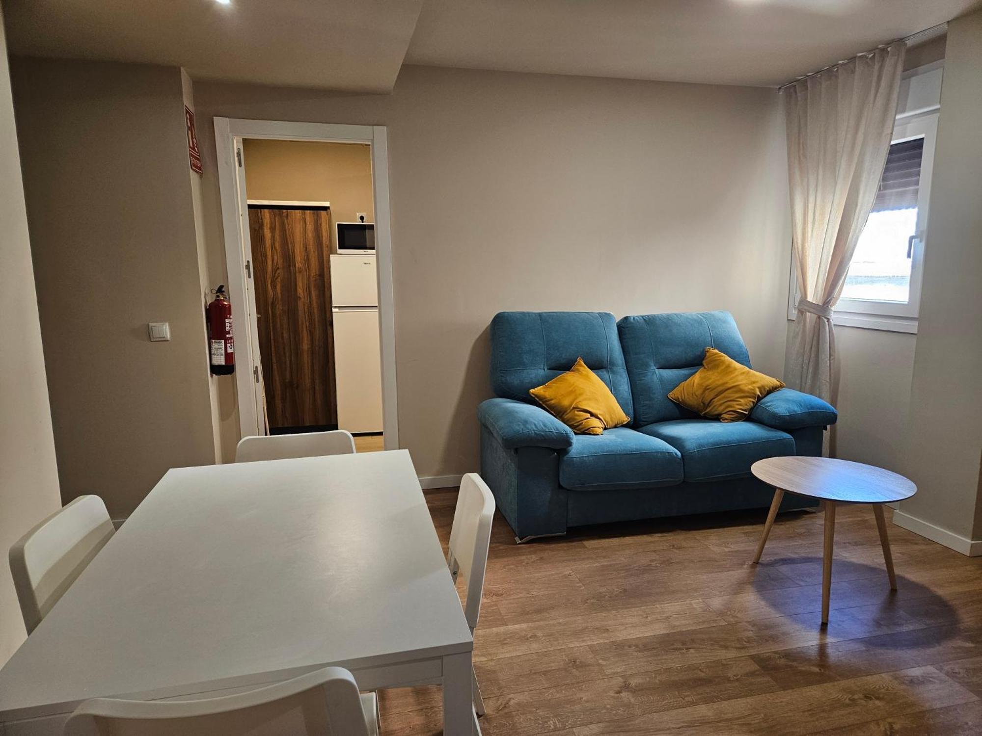 Apartamentos Picasso Alcala de Henares Bilik gambar
