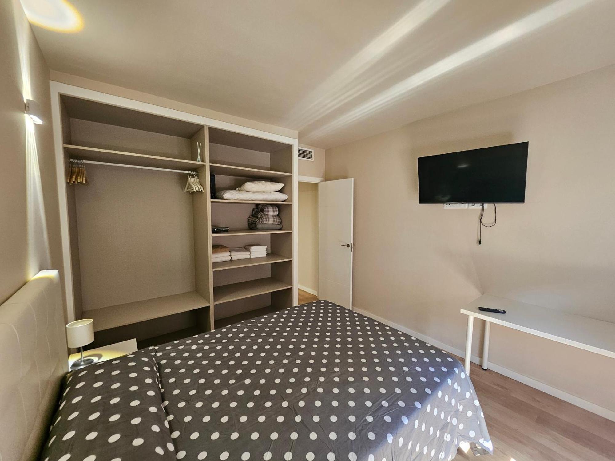 Apartamentos Picasso Alcala de Henares Bilik gambar
