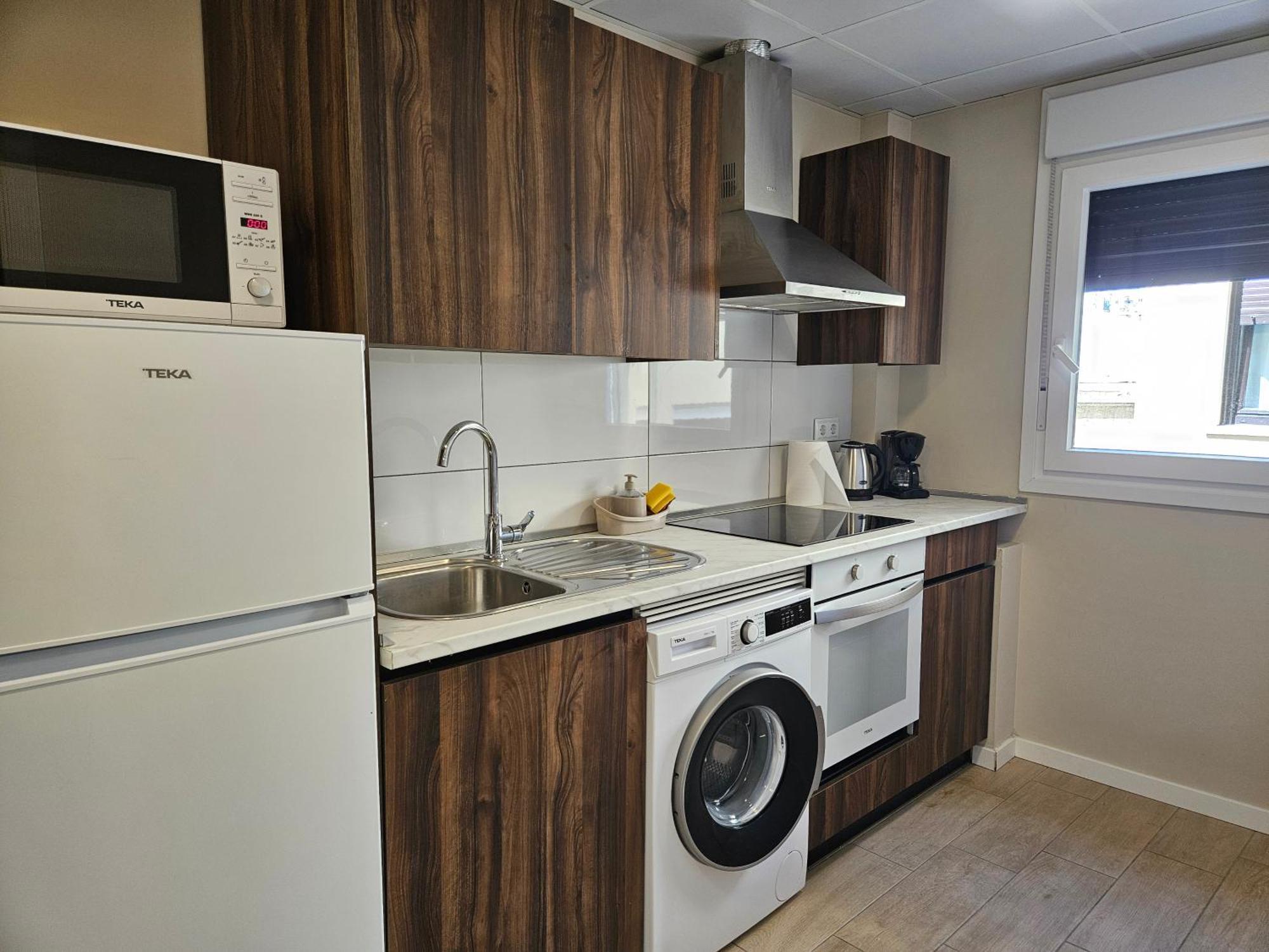 Apartamentos Picasso Alcala de Henares Bilik gambar